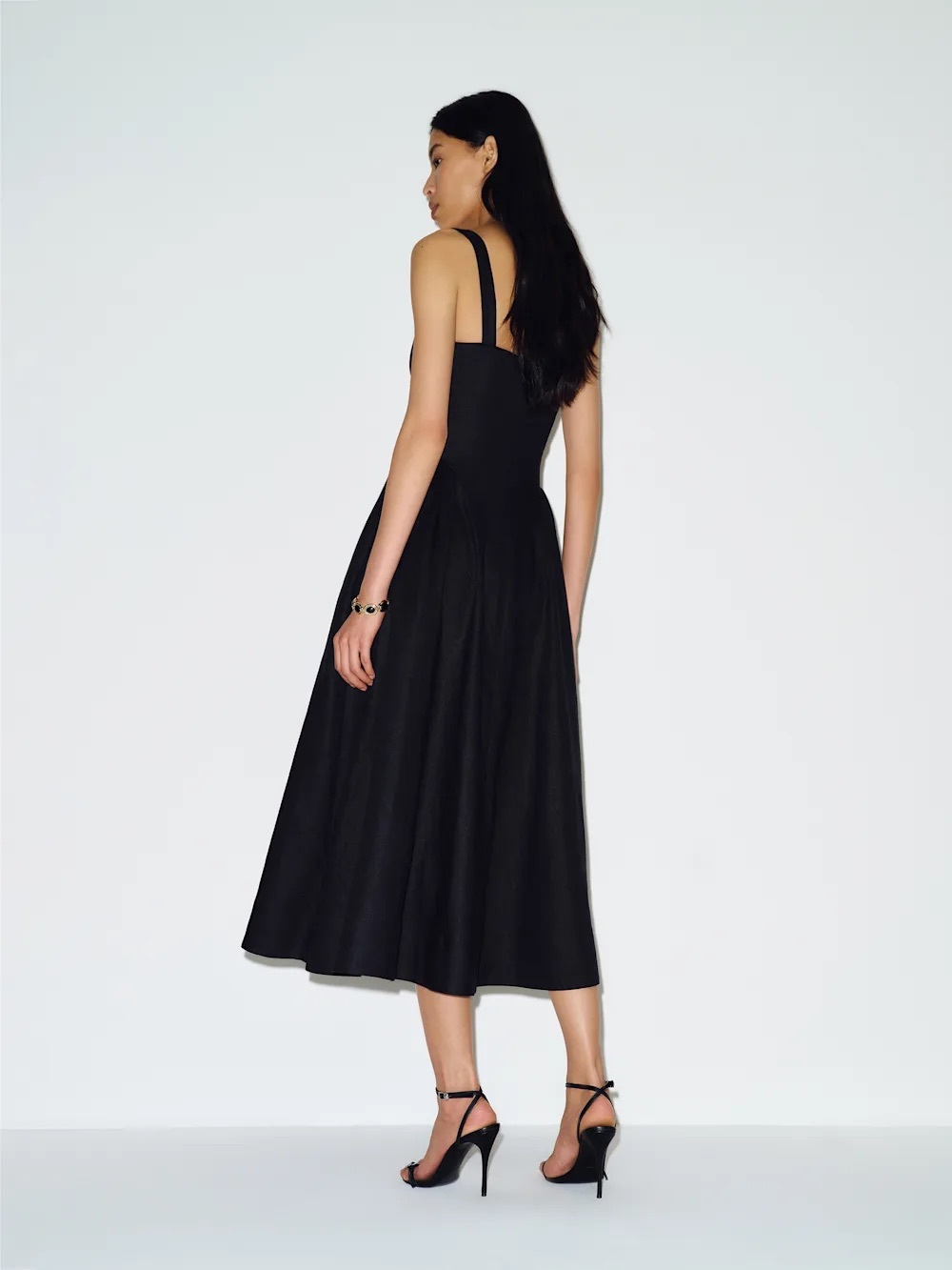 Reformation Birdie Linen Dress In Black, NEW WITHOUT TAGS, NEVER WORN, NO FLAWS. - Picture 4 of 13
